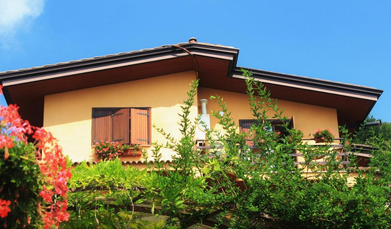 Bed and Breakfast Mansarda Fiorita Abatemarco Экстерьер фото