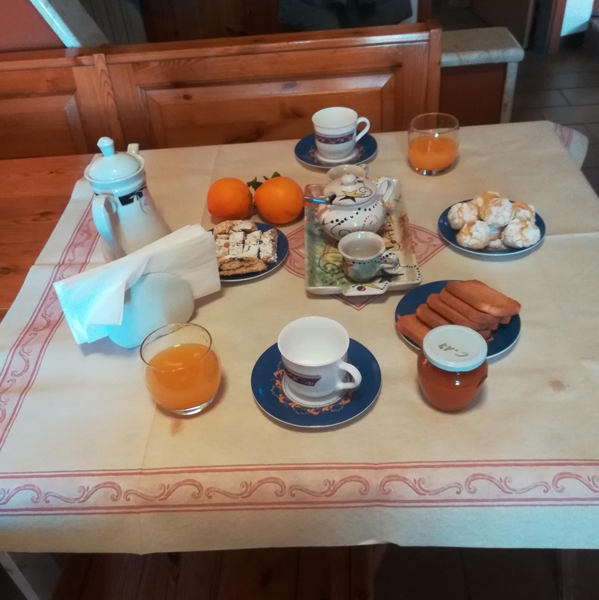 Bed and Breakfast Mansarda Fiorita Abatemarco Экстерьер фото