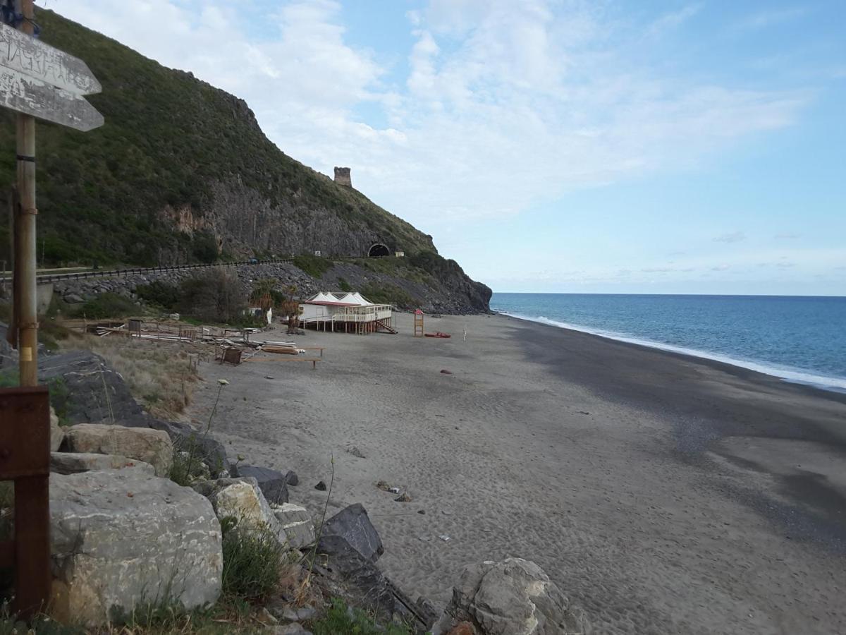 Bed and Breakfast Mansarda Fiorita Abatemarco Экстерьер фото